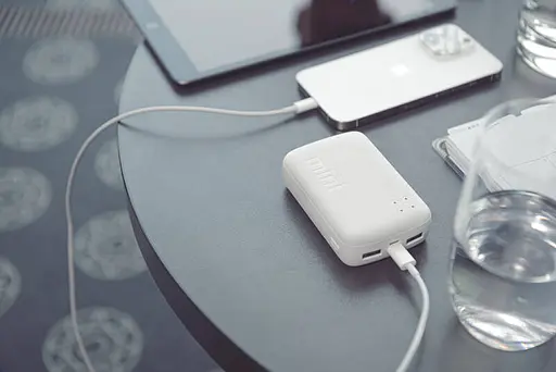 УМБ GoGEN Powerbank 10000 mAh (GOGPB100009W) - фото 5