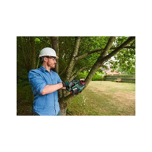 Цепная пила Bosch аккумуляторная UniversalChain (0.600.8B8.000) - фото 4