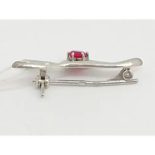 Срібна брошка Гаразд з фіанітом. 5582964 - фото 3