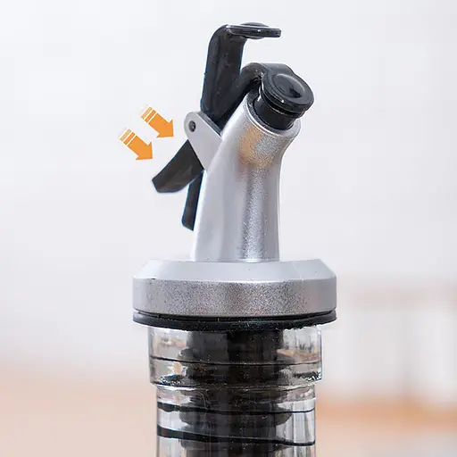 Диспенсер дозатор для масла уксуса соуса стеклянная бутылка с дозатором 250 мл, Kitchen Master 87501 - фото 6