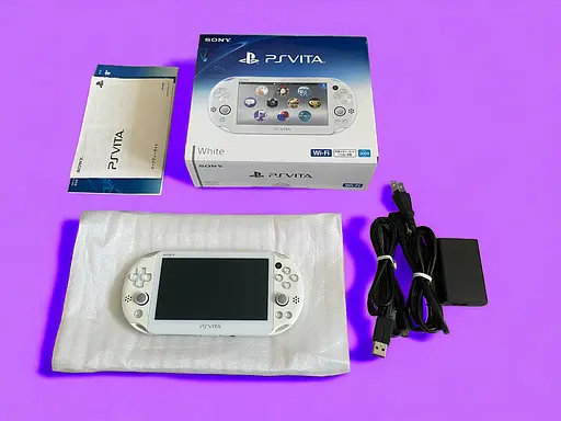 Карманная игровая приставка Sony Playstation Vita + 30 игр гарантия - фото 3
