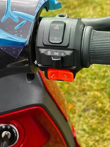 Электроскутер Двухместный Crosser CR14 (1000W, 72V/24Ah) Красный - фото 6