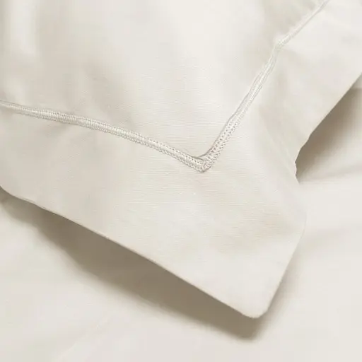 Простыня на резинке с наволочками Lotus Home Dakota Modern сатин Рremium 180х200 см масляная (svt-2000022346450) - фото 2