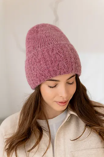 Женская зимняя шапка Лили Травка из ангоры 80% с узором и флисовой подкладкой Розовый - фото 2