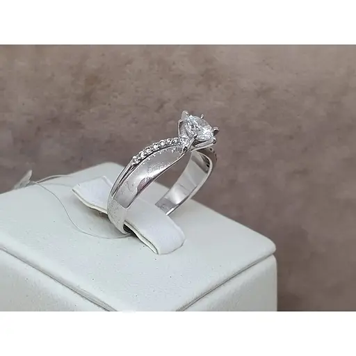 Срібне кільце Qvaliz з фіанітами. 90101094 16,5 - фото 4