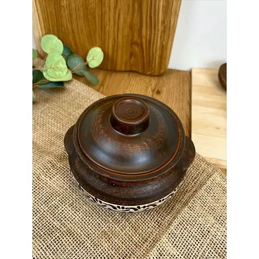 Горшок под жаркое керамический (глиняный) резной Ангоб 600 мл - фото 2