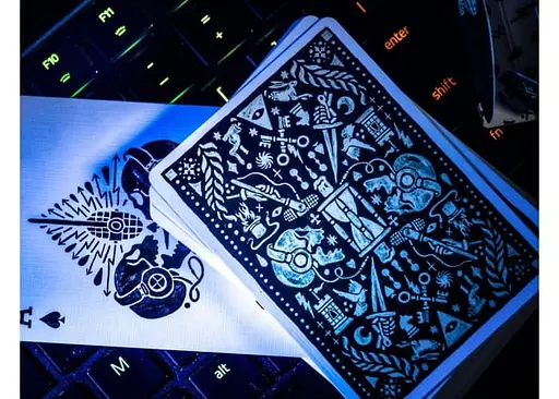 Карты игральные Cartamundi Ellusionist Discord deck (PC_ELDD) - фото 2