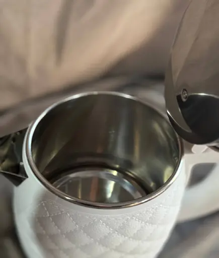 Чайник електричний Bobbytec TPC11715 компактний та потужний об'ємом 2 л потужністю 1800 Вт Білий - фото 2