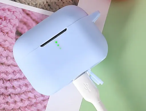 Чохол-накладка DK Silicone Candy Friendly з карабіном для Xiaomi QCY T10/T10 Pro/T11 (lilac) - фото 4