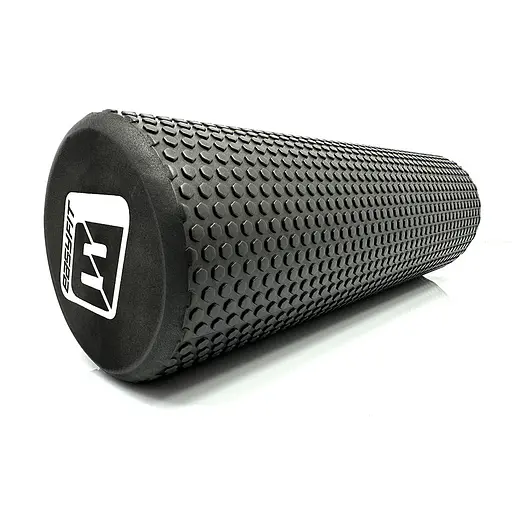 Масажний ролик EasyFit Foam Roller 45 см Чорний (EF-2030-BK) - фото 1