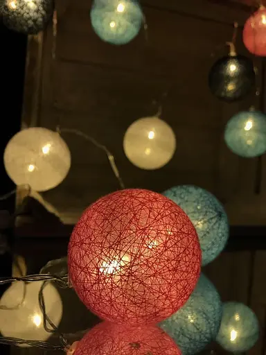 Гирлянда тайская Cotton Balls 10 led, длина 180см на батарейках АА - фото 3