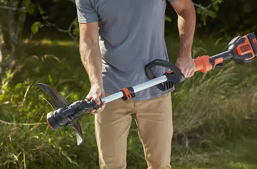 Аккумуляторный триммер Black&Decker с АКБ и ЗУ BCSTE636L1 - фото 7