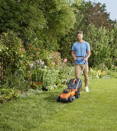 Газонокосарка акумуляторна Black+Decker BCMW3336L1 - фото 13