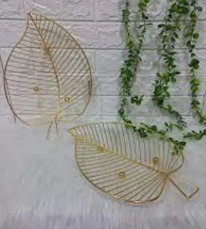 Металлическая фруктовница Maestro MR-1038 в форме листа – золотая корзина для кухни и стола - фото 4