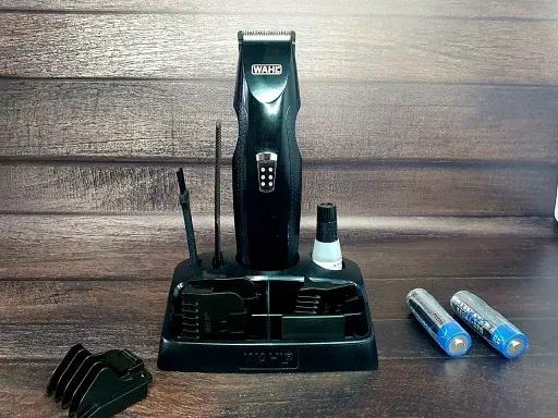 Тример для бороди та вусів Wahl 5606 Mustache & Beard (на батарейках) - фото 2