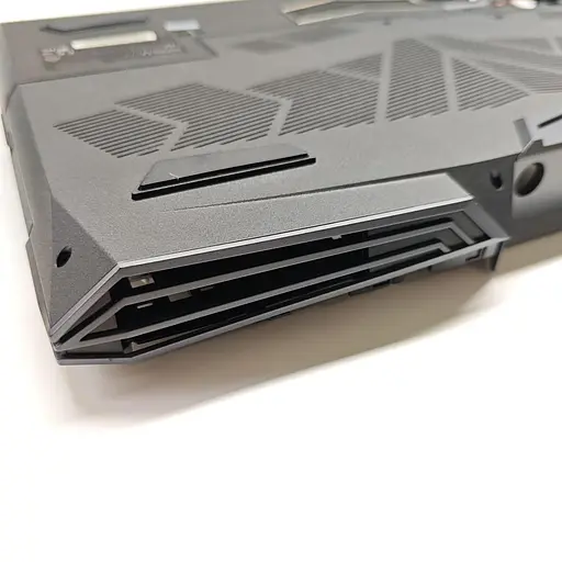 Нижня частина корпусу з сервісними люками для ноутбука XMG U717-XHM Ultimate (6-39-P7753-21X) Б/в - фото 3