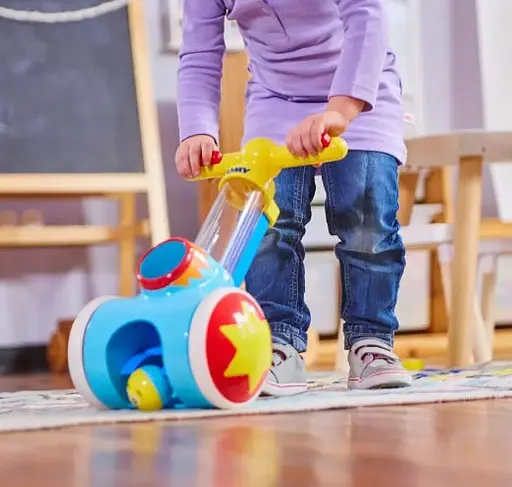 Игрушка-каталка с шариками Toomies E71161 игрушка для прогулок - фото 2