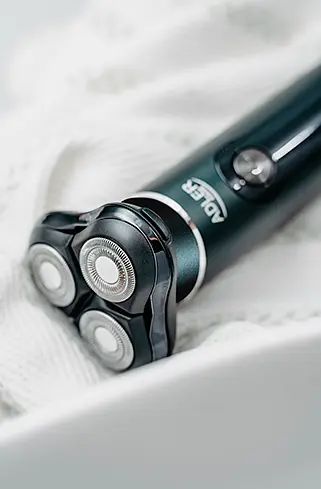 Чоловіча бритва 3 в 1 - USB + чохол Adler ADEG 2940 - фото 4