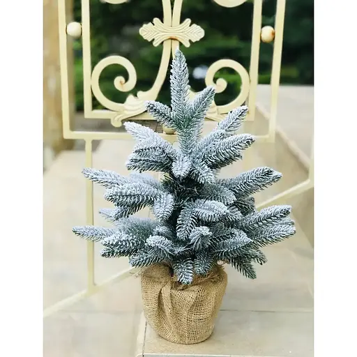 Ялинка Hvoya Classic лита в мішковині 50 см засніжена - фото 2