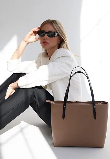 Шкіряний шоппер Walker Mini карамель краст - фото 7