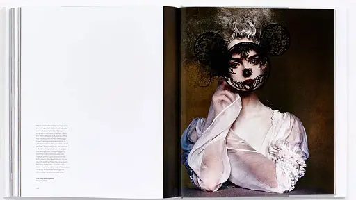 Stoppers. Photographs from My Life at Vogue - фото 3