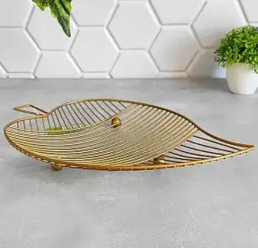 Металлическая фруктовница Maestro MR-1038 в форме листа – золотая корзина для кухни и стола - фото 3