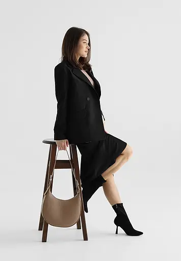 Жіноча шкіряна сумка Vivian темно-бежева флотар - фото 3