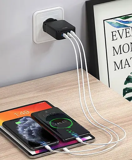 Зарядное устройство 3xUSB 65W 2xUSB-C,USB-A PD QC 3.0, черный Media-Tech - фото 5