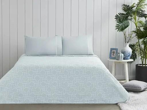 Постельное белье с жаккардовым покрывалом-пике Callie Blue / простыня на резинке Tac pbe0051425 - фото 1