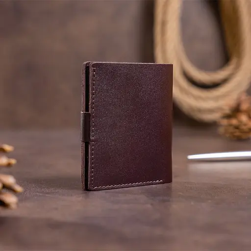 Мужской кожаный кошелек Shvigel 10х8.5х1 см acs0015044 - фото 8