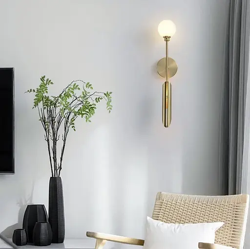 Бра з білим матовим плафоном у видовженому корпусі 70х11 см Арт. W1826 Line F - фото 1