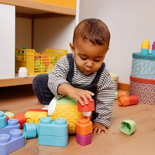 Розвиваюча іграшка Clementoni Sensory Ball серія Soft Clemmy (17689) - фото 7