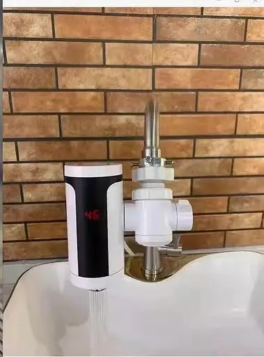 Проточный водонагреватель с датчиком температуры Wezer RKF-10C - фото 2