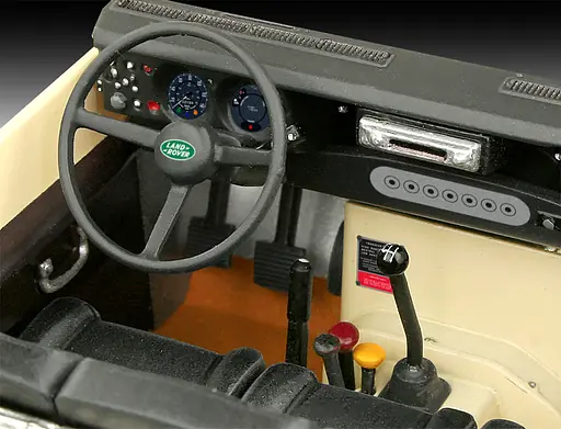 Сборная модель-копия Revell Автомобиль Land Rover Series III LWB 1:24 (RVL-67056) - фото 7