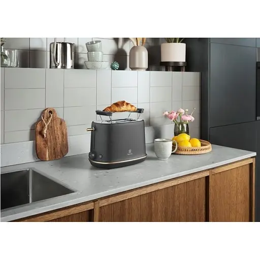 Тостер Electrolux Explore 7 E7T1-6BP - фото 7
