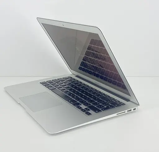 Ноутбук Apple MacBook Air 7,2 A1466 (C1MQ458ZG944) (i7-5650U/8/250SSD) - Class B - фото 3