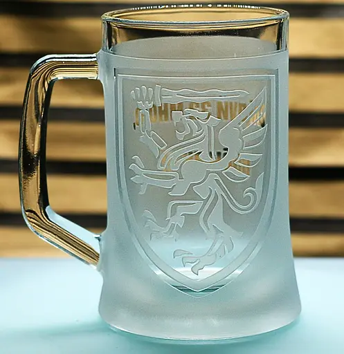 Подарунковий келих для пива з гравіюванням 660 мл лого шеврона 80 окрема десантно-штурмова бригада ДШВ - фото 1