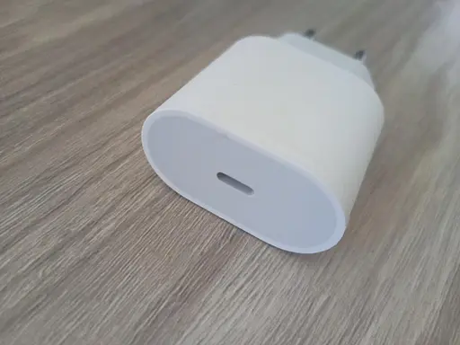 Швидкий блок живлення зарядне iKAKU KSC-500 HELI pd 20 W Type-C - фото 2