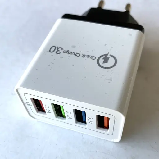 Зарядний пристрій 4 usb порту AR-430 блок живлення - фото 3