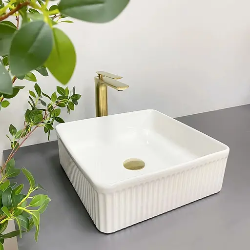 Умивальник VBI Bolzano white накладний VBI-013800, Білий - фото 1