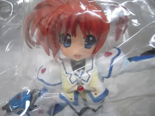 Фигурка Banpresto Лирковая волшебница Наноха Наноха Такамачи Nanoha Takamchi 21 см WST MSLN NT - фото 2