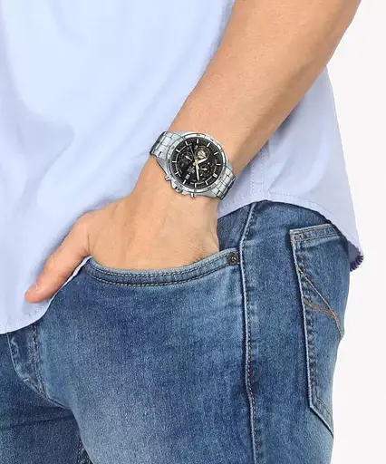 Чоловічий годинник CASIO EDIFICE EFR-556D-1AVUEF - фото 4