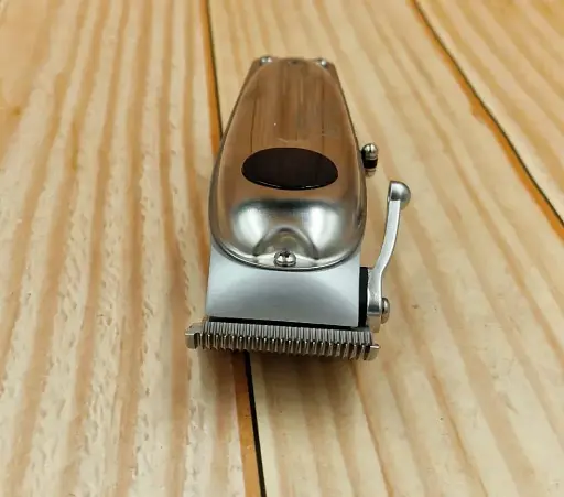 Професійна машинка для стрижки Adler AD 2831 - фото 4