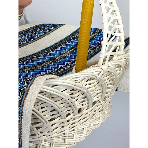 Комплект Великодній кошик Галичина білий із лляним рушником 70х30 см Рандеву синій та свічка - фото 4