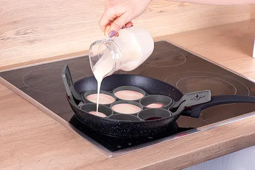 Силіконова форма для приготування оладок і яєчні у формі серця Cake Maker, A-plus Сірий 85359 - фото 3