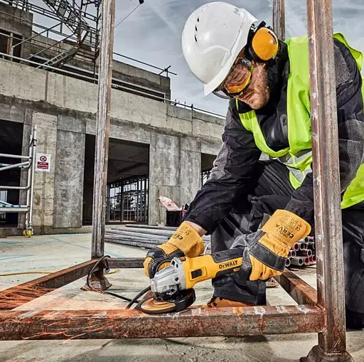 Шлифмашина угловая - болгарка сетевая DeWalt DWE4357 - фото 3