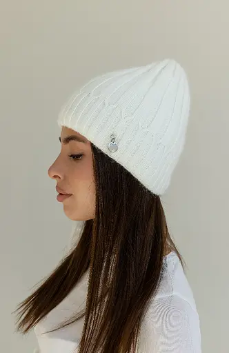 Теплая женская шапка Ангора Рейчел двухслойная с брошью Белый - фото 2