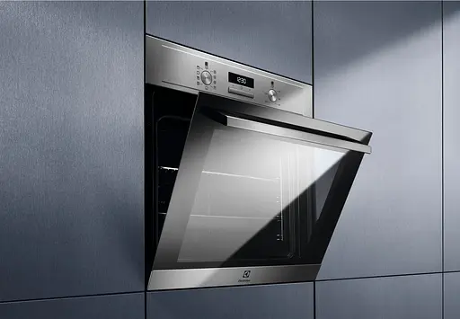 Духовой шкаф электрический Electrolux 65 л EOF3H40BX - фото 2