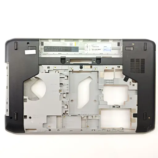 Нижня частина корпусу для ноутбука Dell Latitude E5530 (CN-053FCF, A0M1000900) Б/в - фото 2