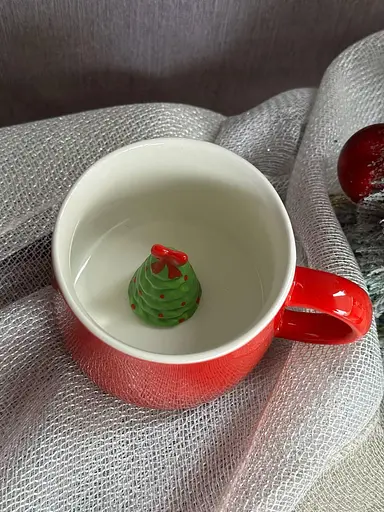 Новорічна кружка Olens 102-1023 керамічна Сюрприз Ялинка 350 мл Червона - фото 4